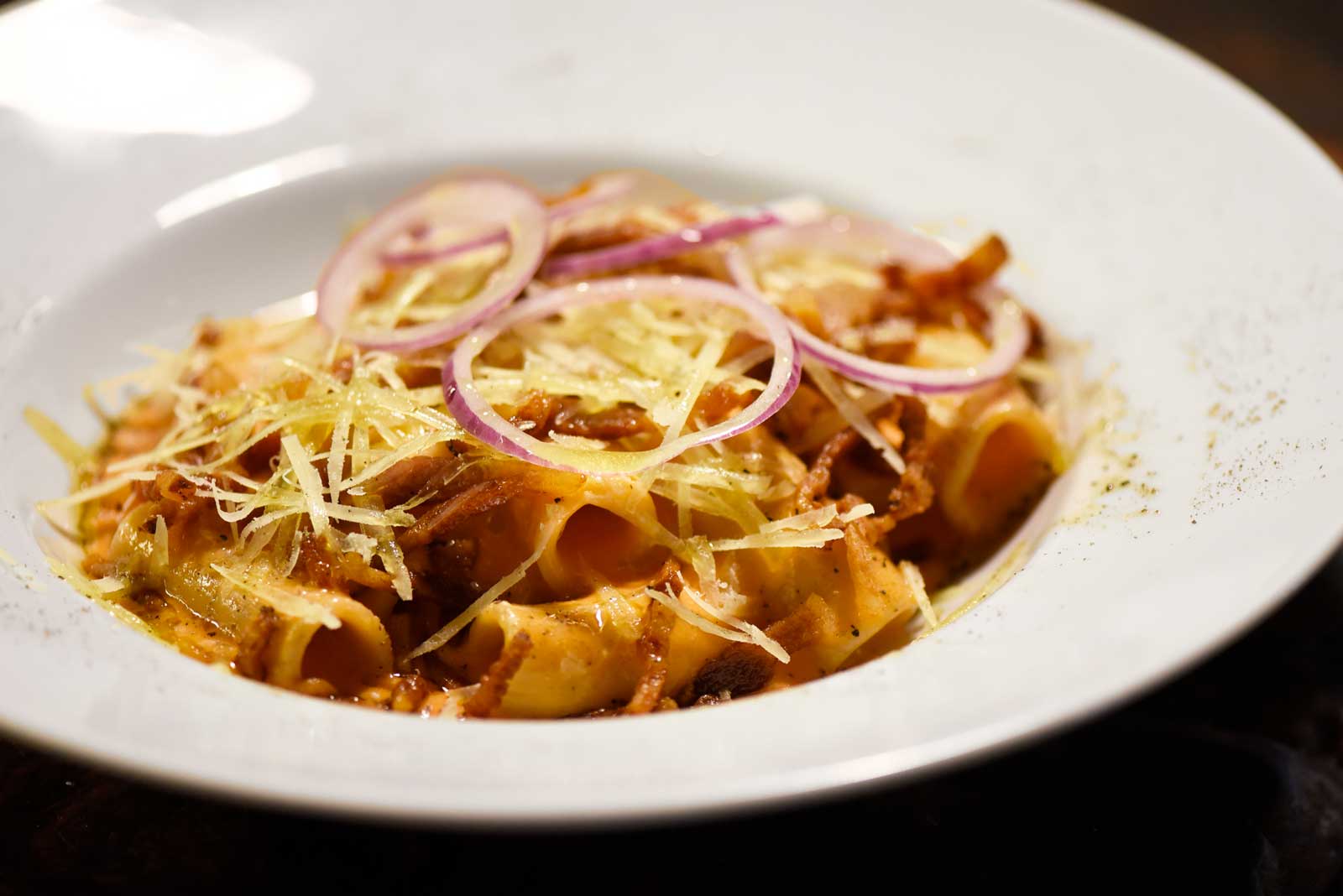 Amatriciana Fredda con Guanciale Croccante e Pecorino Romano