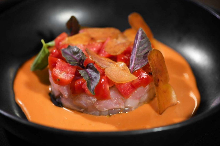 Tartare Di Spigola, Pomodorini E Cocomero