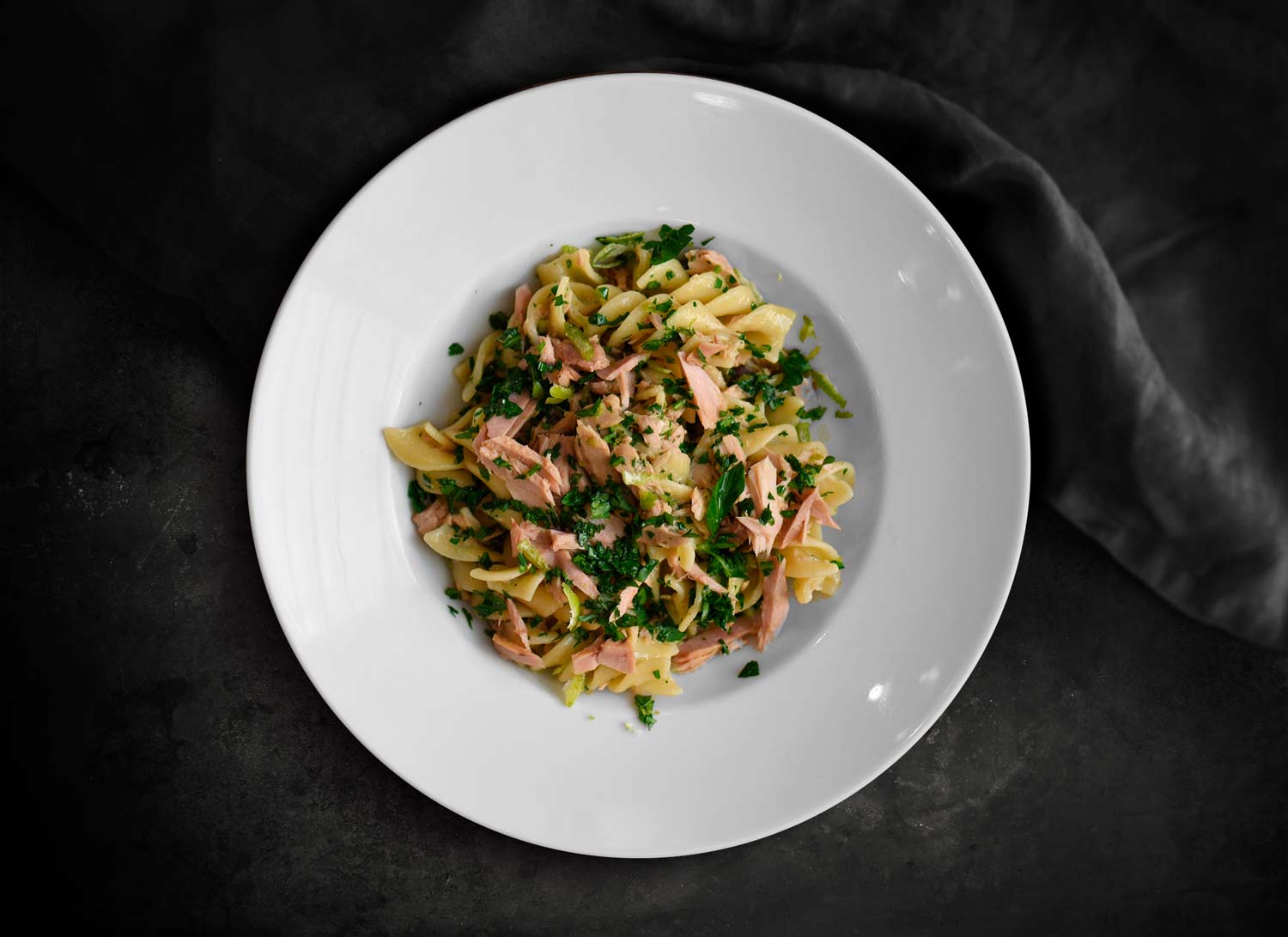Pasta con Tonno, Limone e Capperi