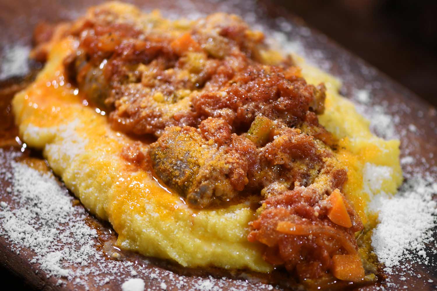 Polenta con salsiccia