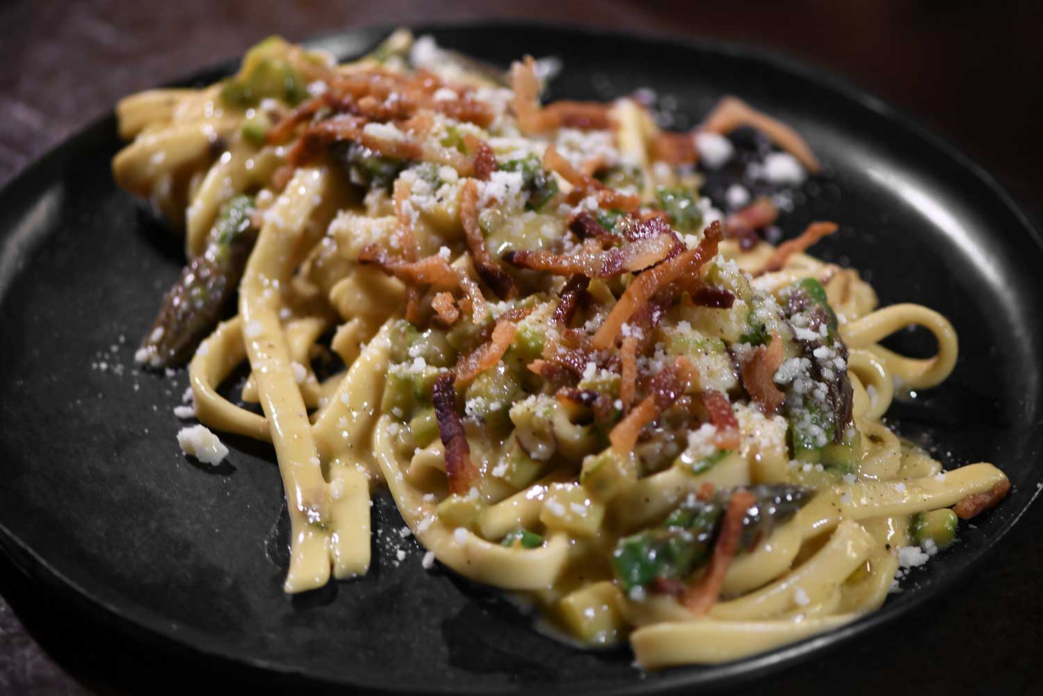 Pasta Acqua e Farina con Asparagi, Guanciale e Pecorino