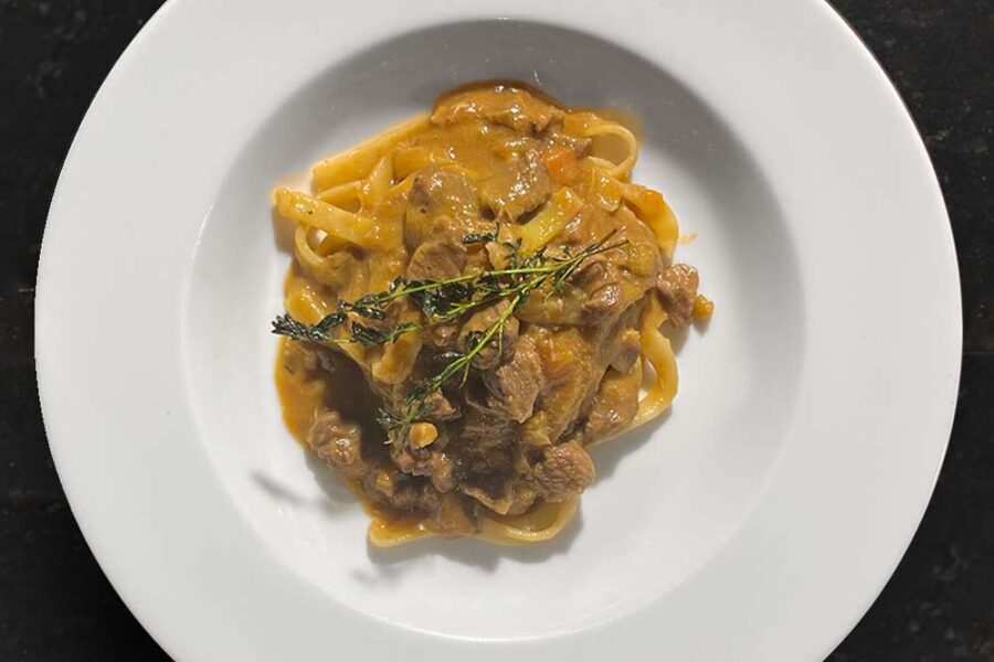 Acqua e Farina al Ragù Bianco di Carni Miste