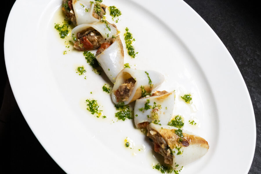 Calamari ripieni alla mediterranea